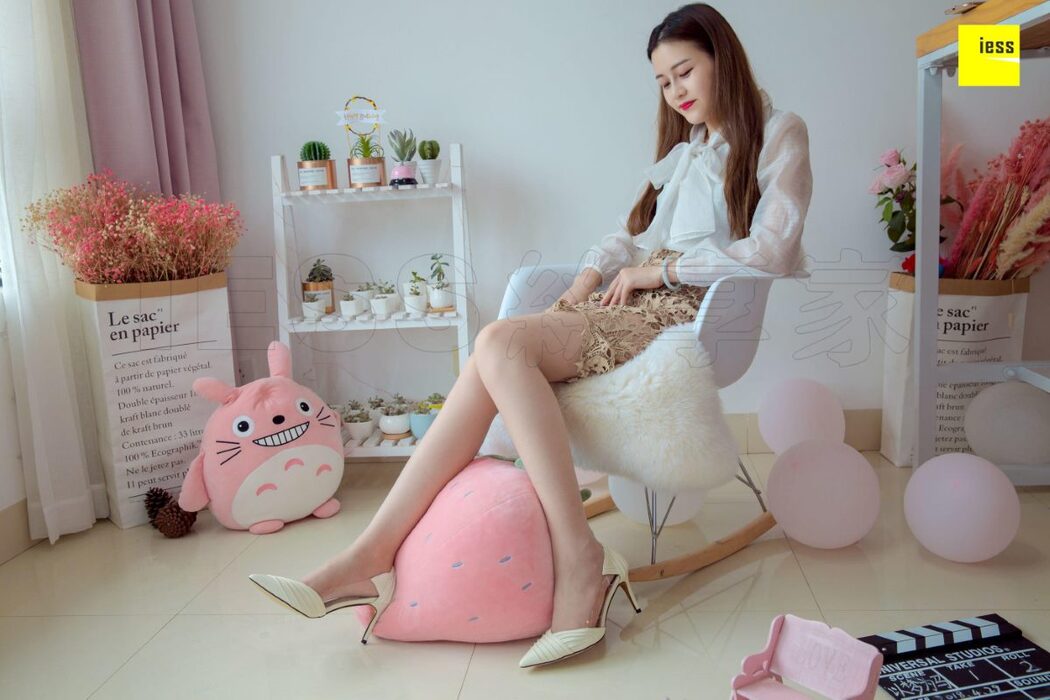 IESS异思趣向 SXJ.326 Jiu Mei