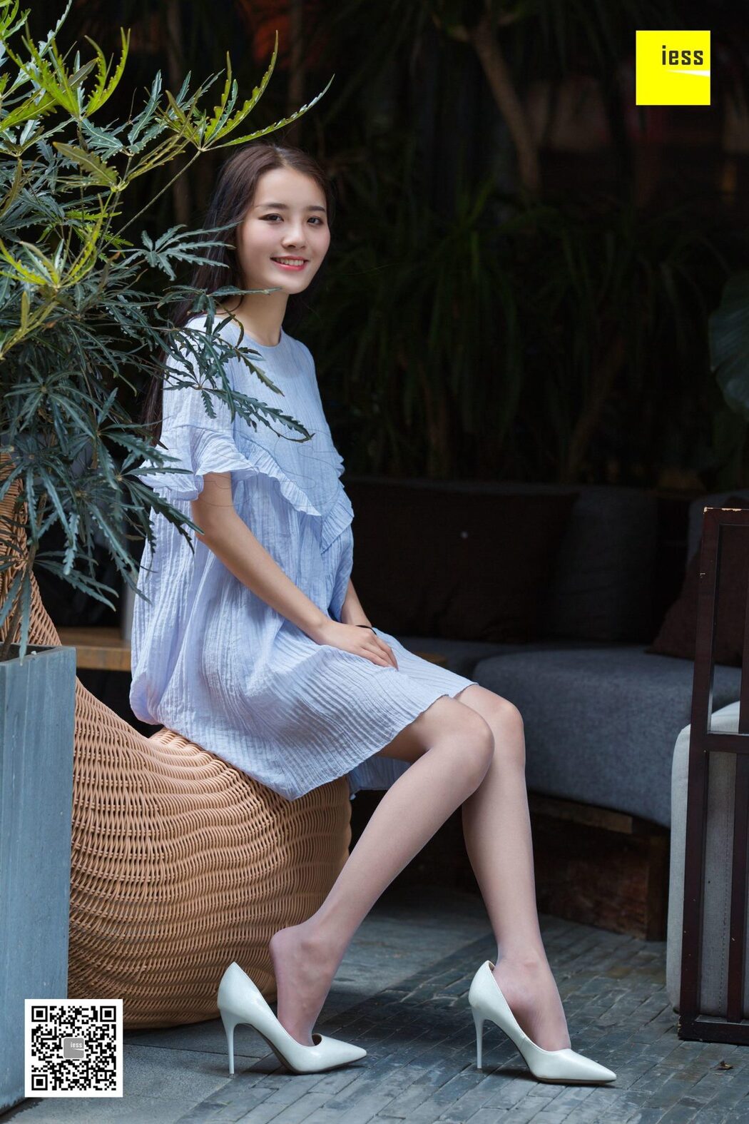 IESS异思趣向 SXJ.340 Wan Ping