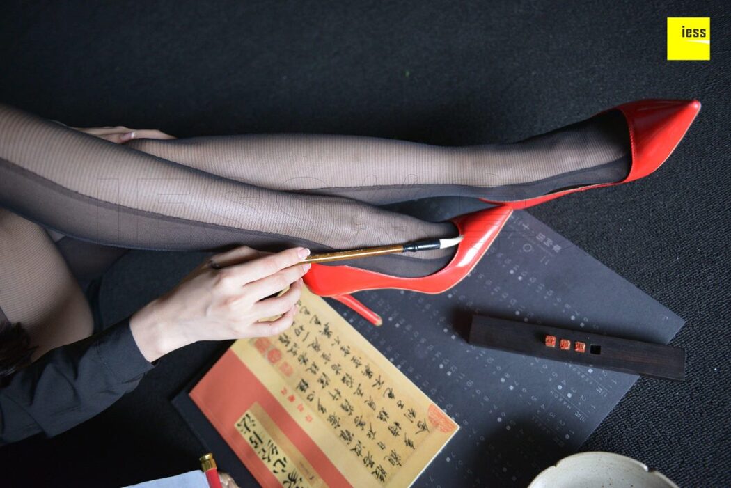 IESS异思趣向 SXJ.317 Jun Jun