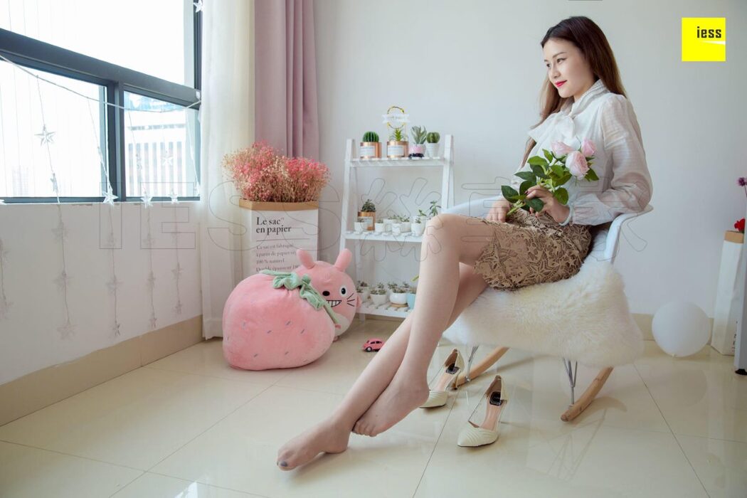 IESS异思趣向 SXJ.326 Jiu Mei