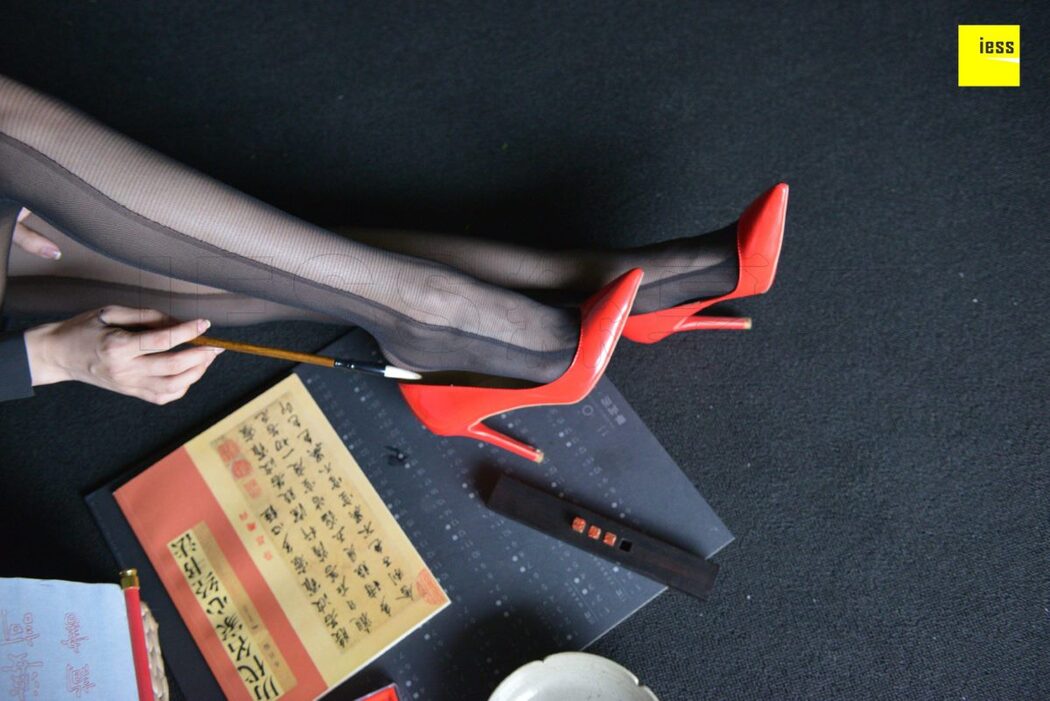 IESS异思趣向 SXJ.317 Jun Jun