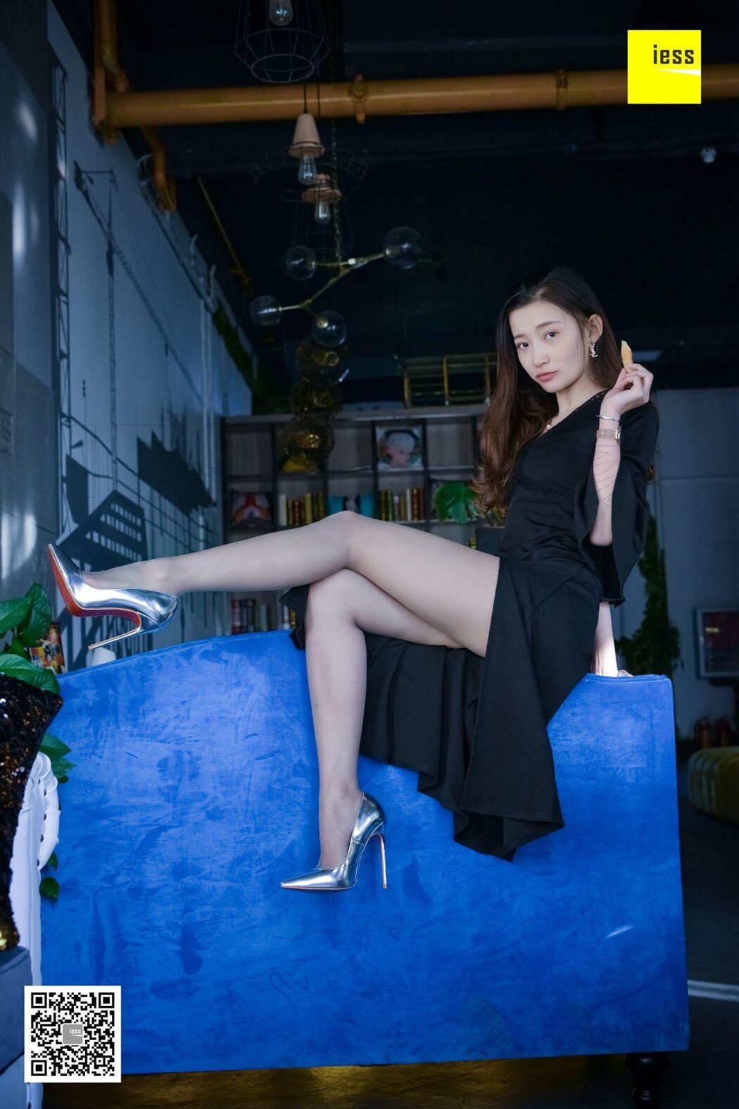 IESS异思趣向 SXJ.350 Qiu Qiu