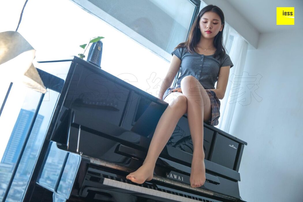 IESS异思趣向 SXJ.356 Qi Qi