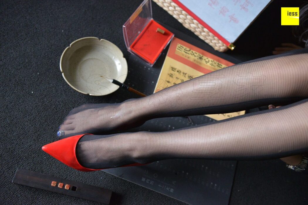 IESS异思趣向 SXJ.317 Jun Jun