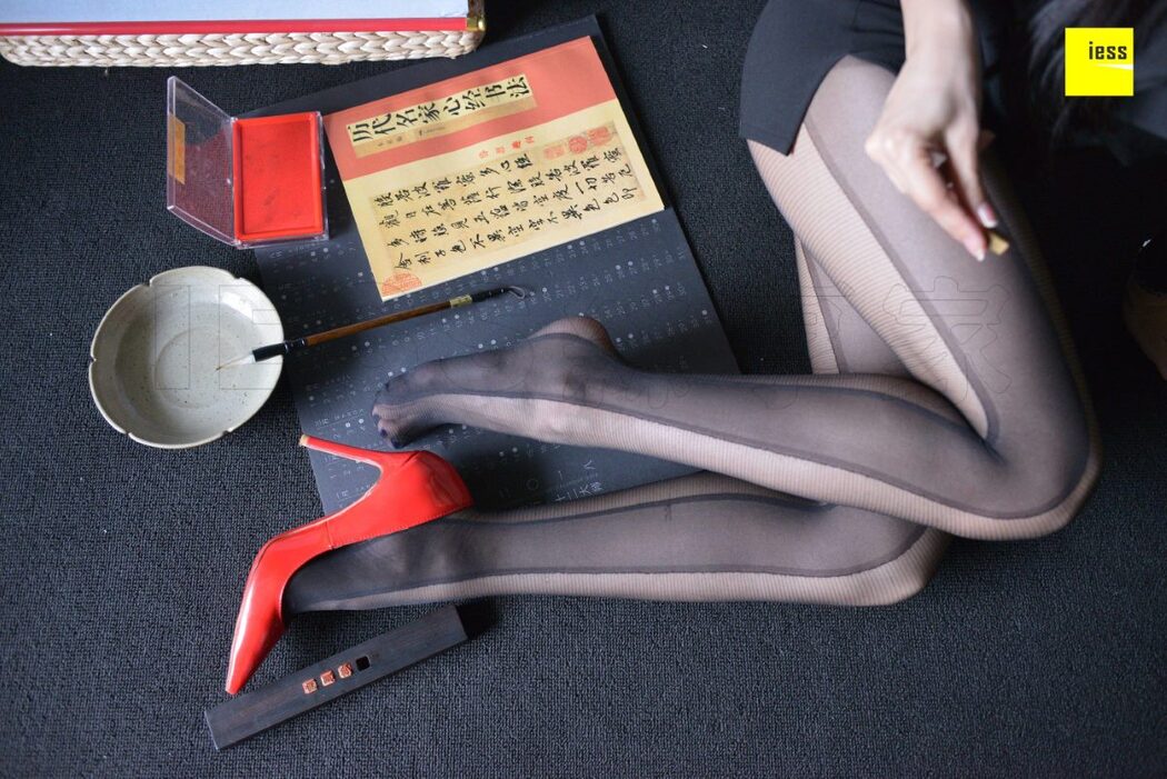 IESS异思趣向 SXJ.317 Jun Jun