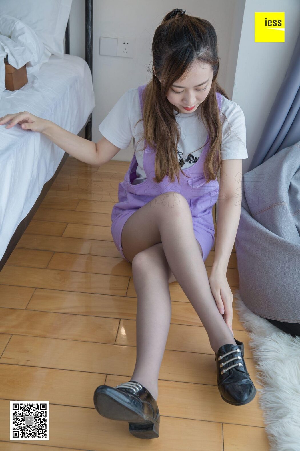IESS异思趣向 SXJ.369 Zi Zi