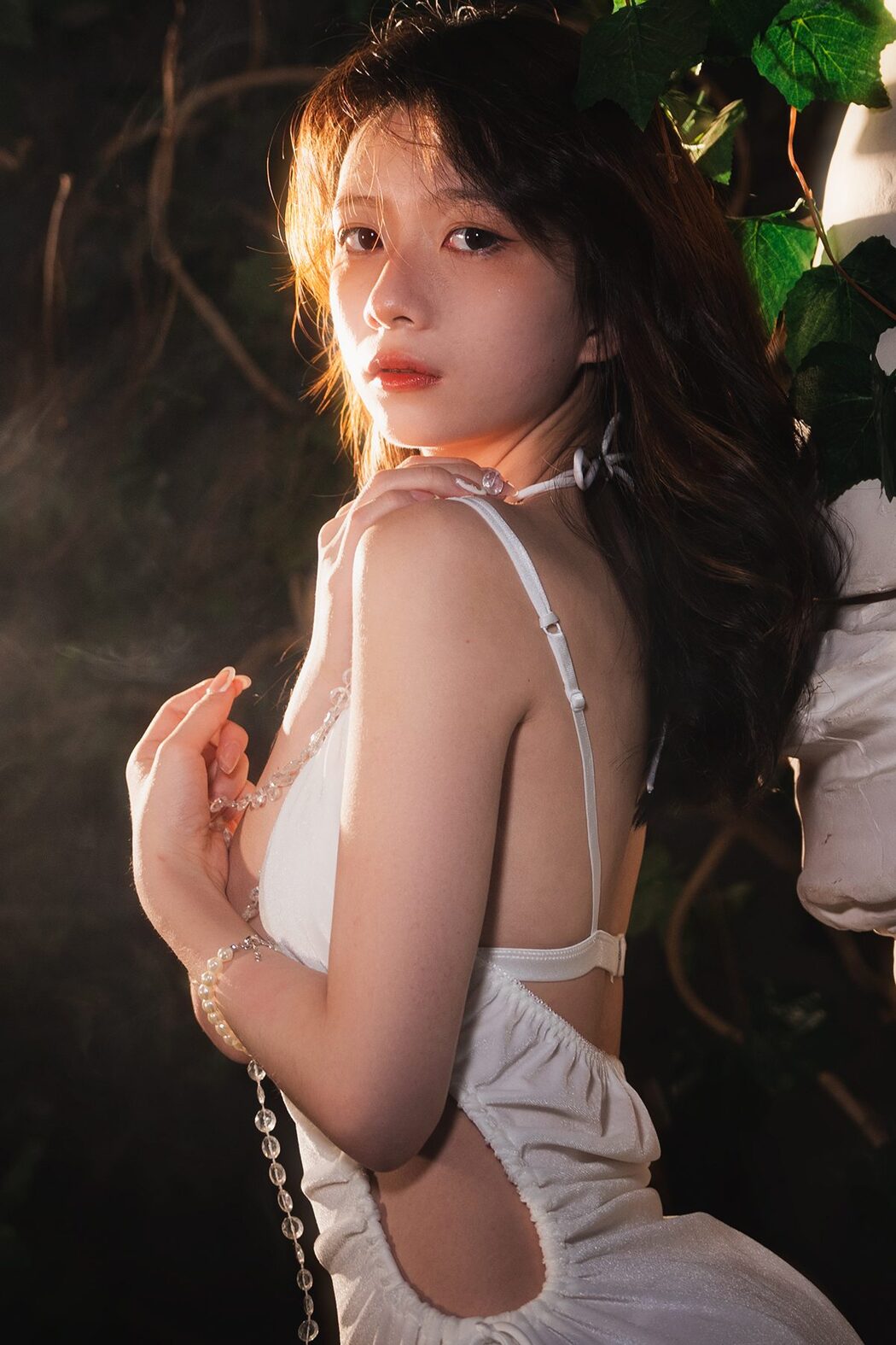 YiTuYu艺图语 Vol.4373 Qing Qing Qin Jiu Cover Photo
