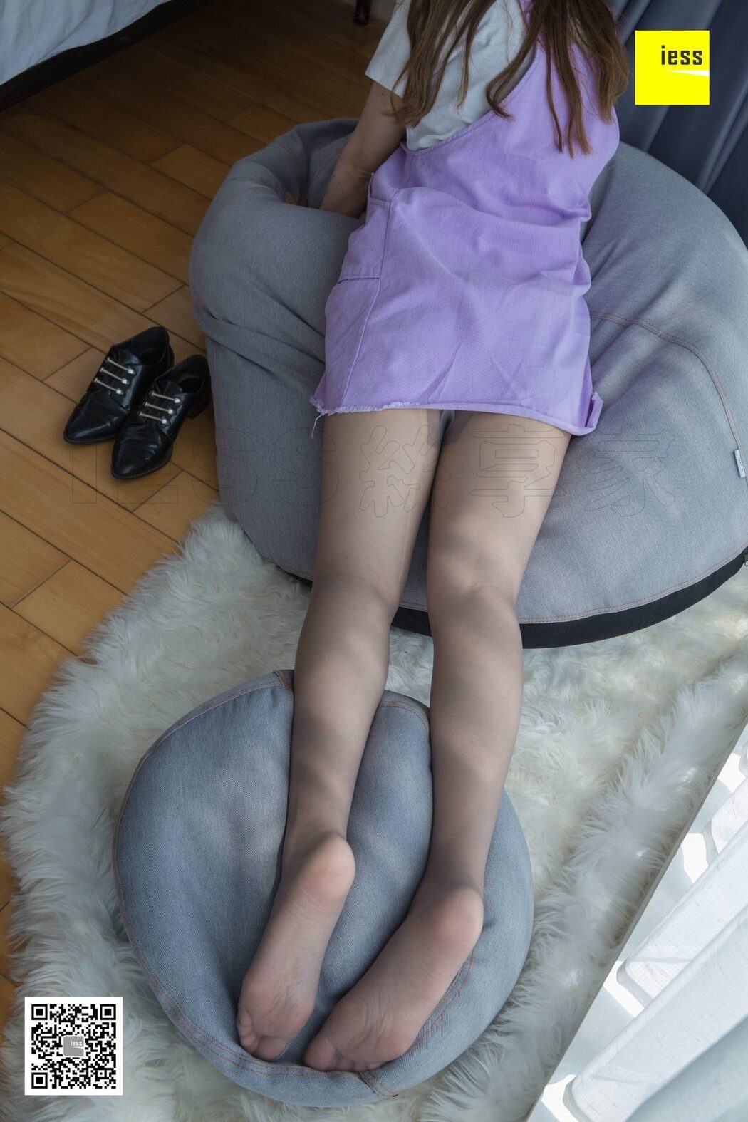 IESS异思趣向 SXJ.369 Zi Zi