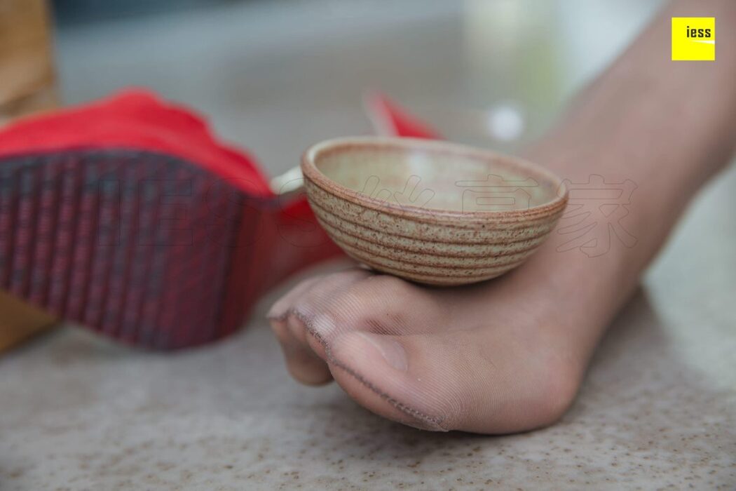 IESS异思趣向 SXJ.329 Xiao Yu
