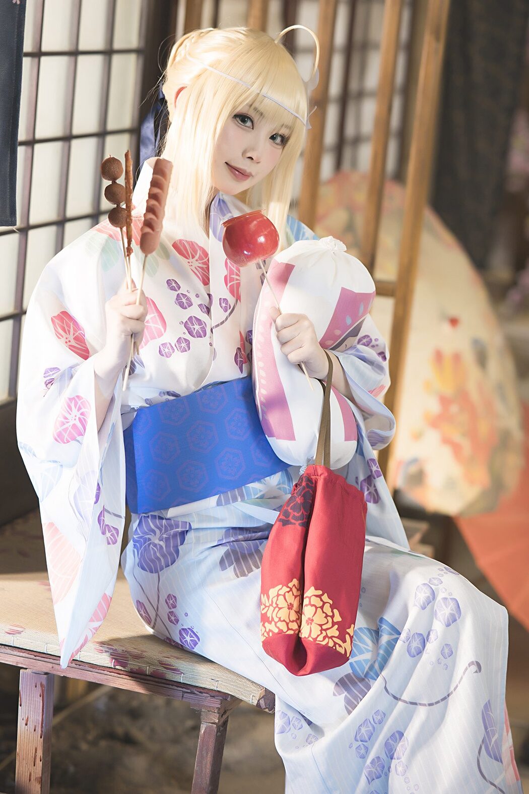 YiTuYu艺图语 Vol.4412 Xia Tian Shi Ma Hou Shao Jiu Cover Photo