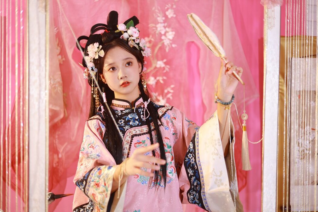 YiTuYu艺图语 Vol.4378 You Er Bai Bai
