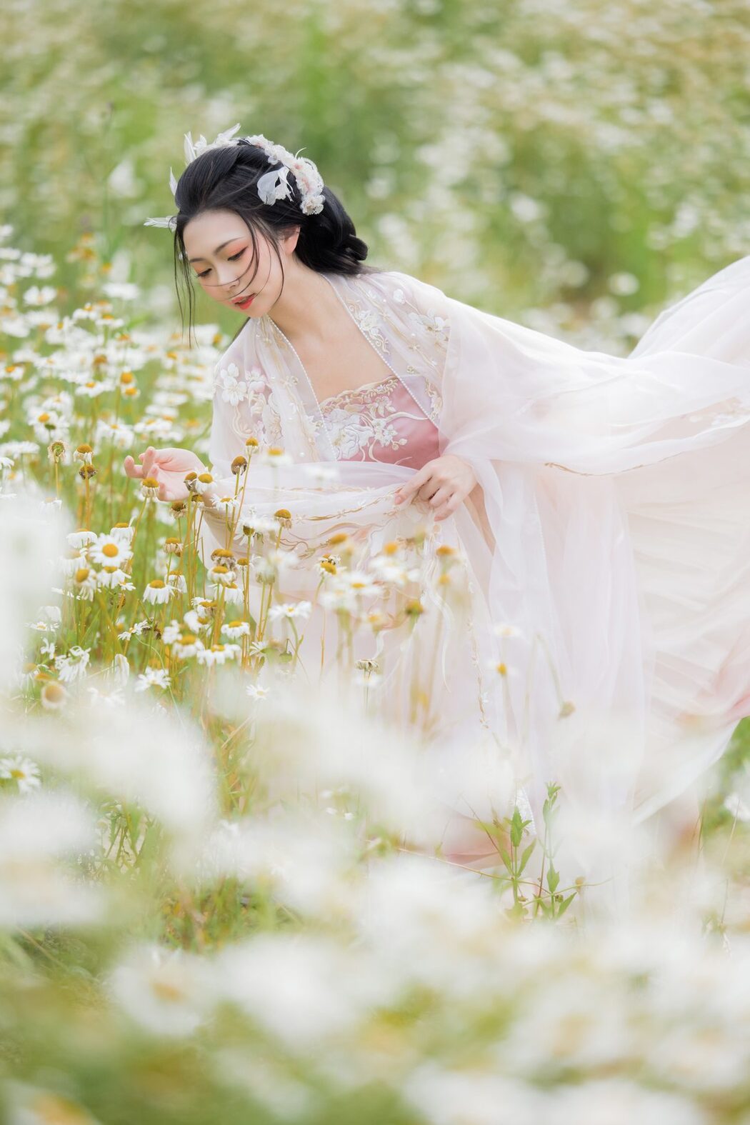 YiTuYu艺图语 Vol.4383 Qian Mo Hong Chen