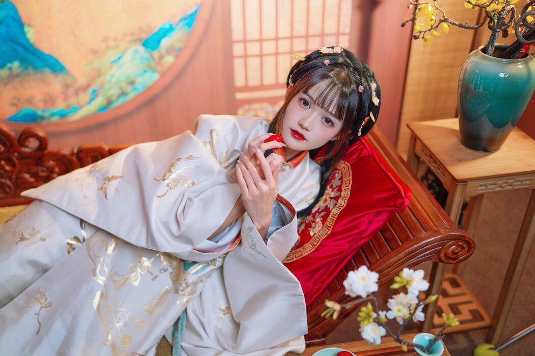 YiTuYu艺图语 Vol.4399 Tu Zi Zzz Bu Chi Hu Luo Bo