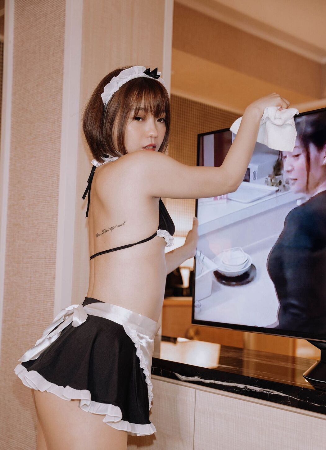 JVID Ya Jie 雅捷 &#8211; 四點全開 性玩物美尻鐘點女僕淫穴爆表 Part4