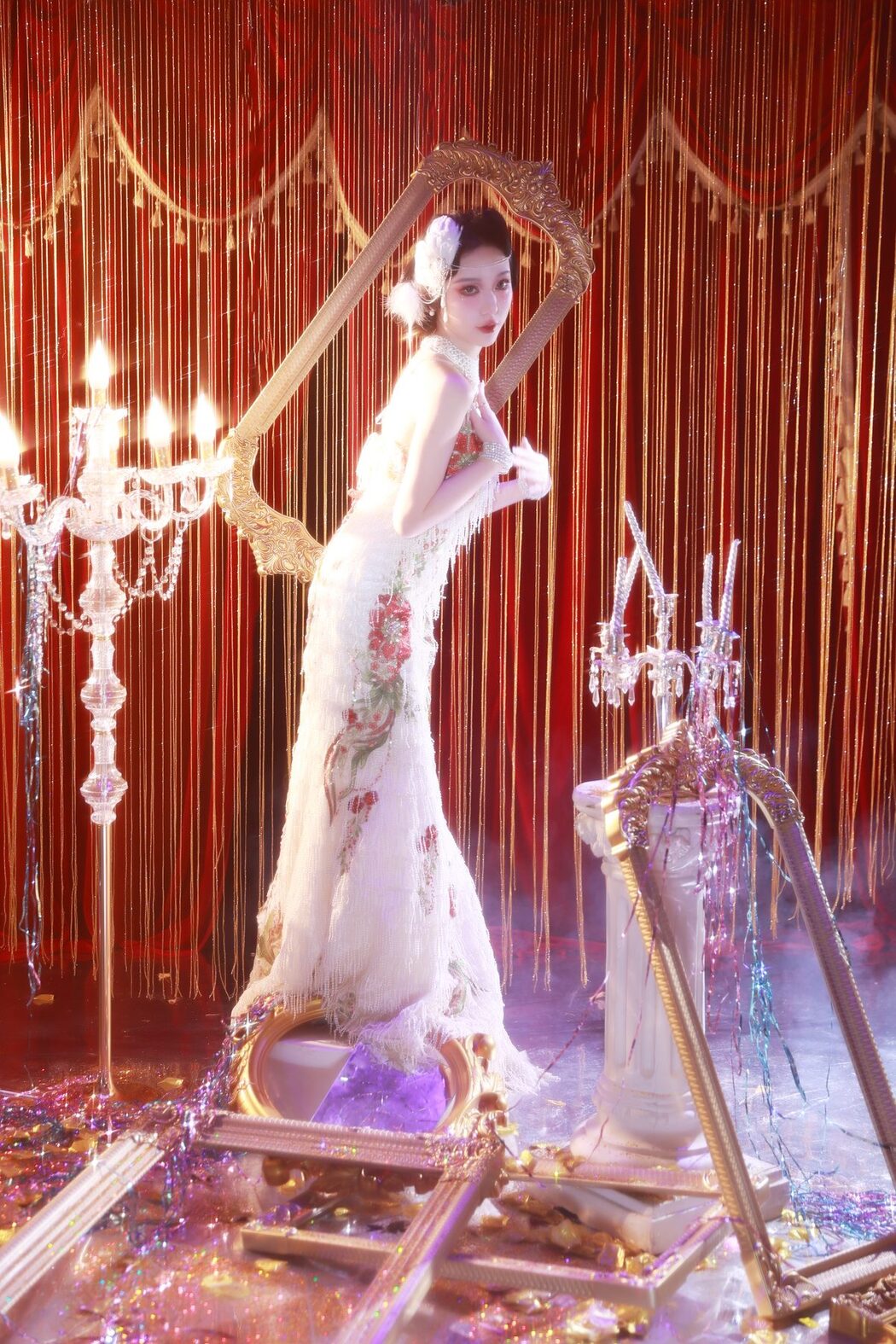 YiTuYu艺图语 Vol.4394 KK Liu Yi En