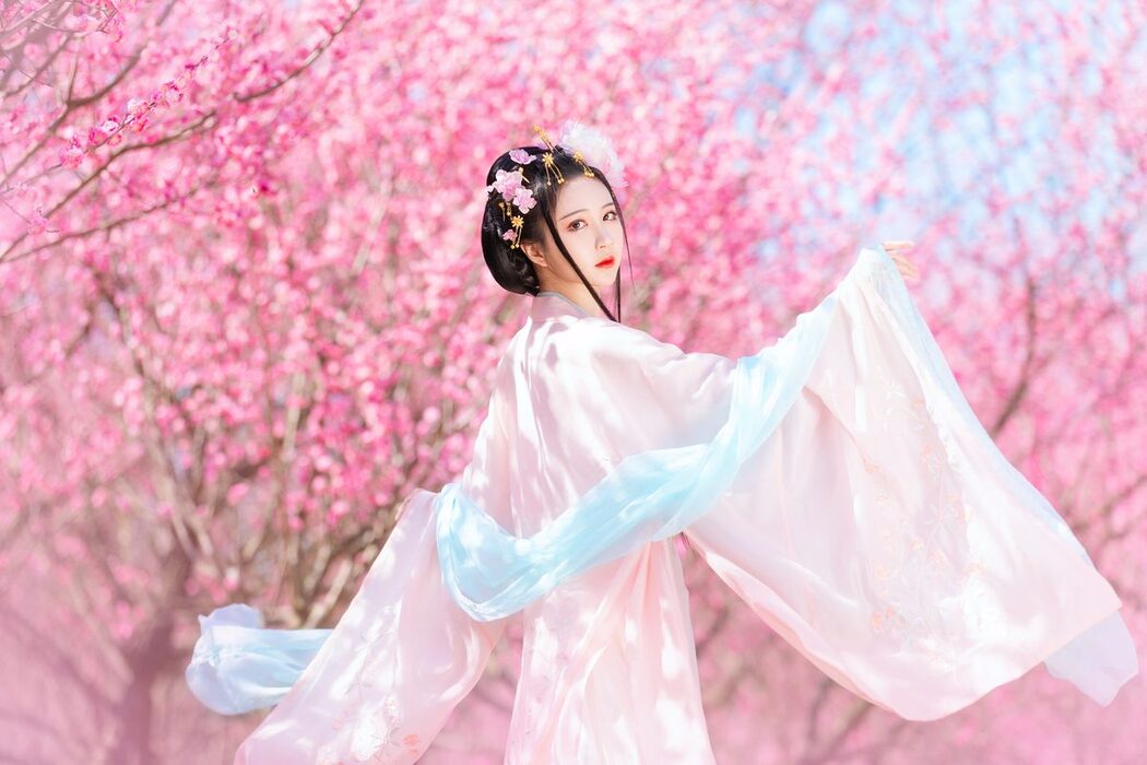 YiTuYu艺图语 Vol.4485 Qi Luo Sheng De Xiao Su Su