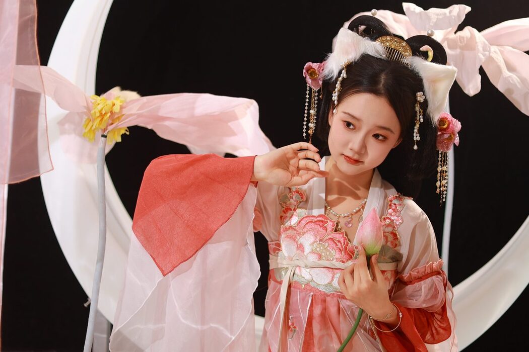 YiTuYu艺图语 Vol.4448 You Er Bai Bai