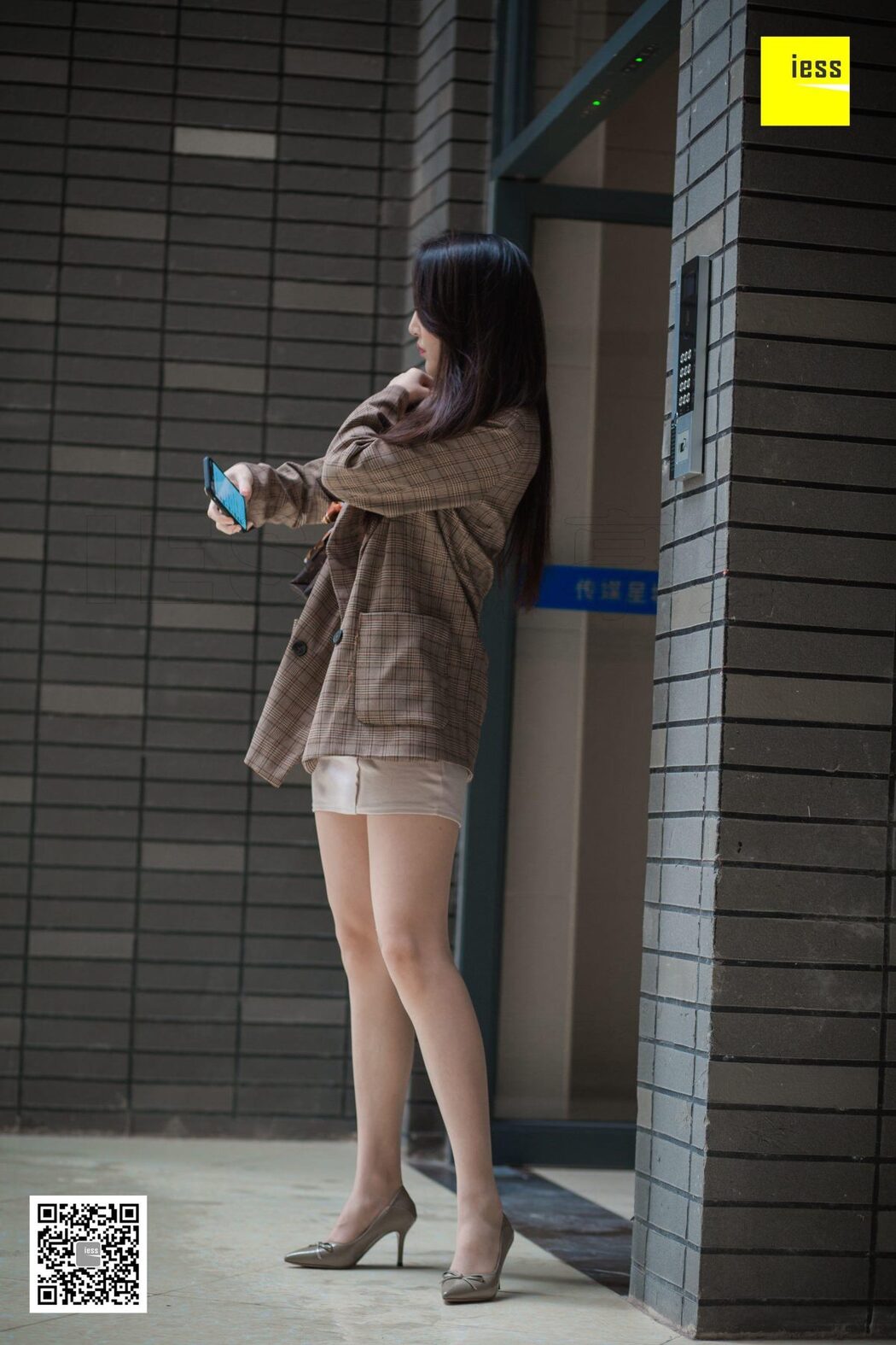 IESS异思趣向 SXJ.397 Yun Zhi