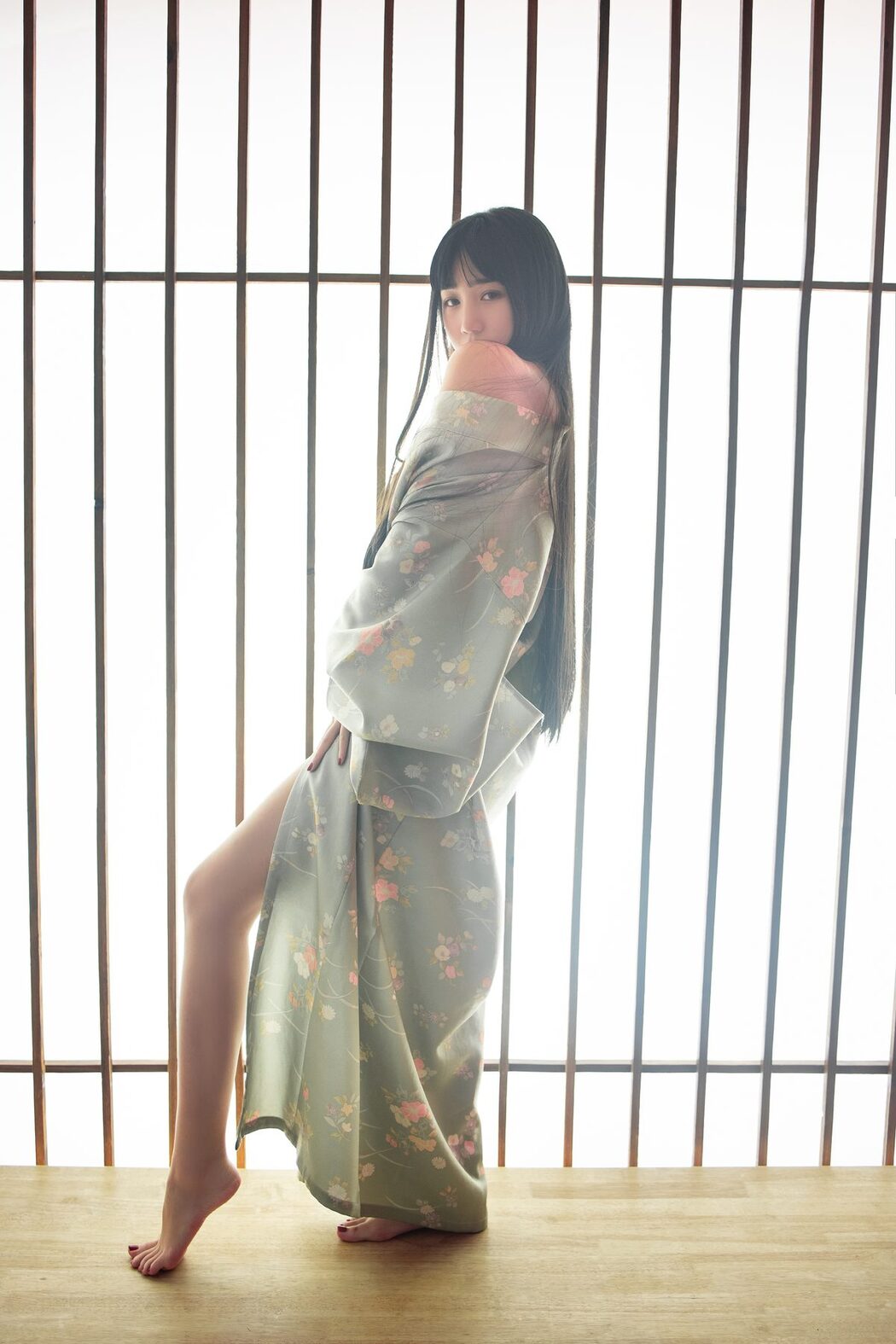 YiTuYu艺图语 Vol.4489 Yi Yu He Bao Dan