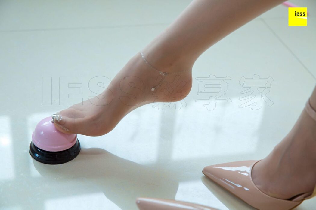 IESS异思趣向 SXJ.T040 Jia Jia