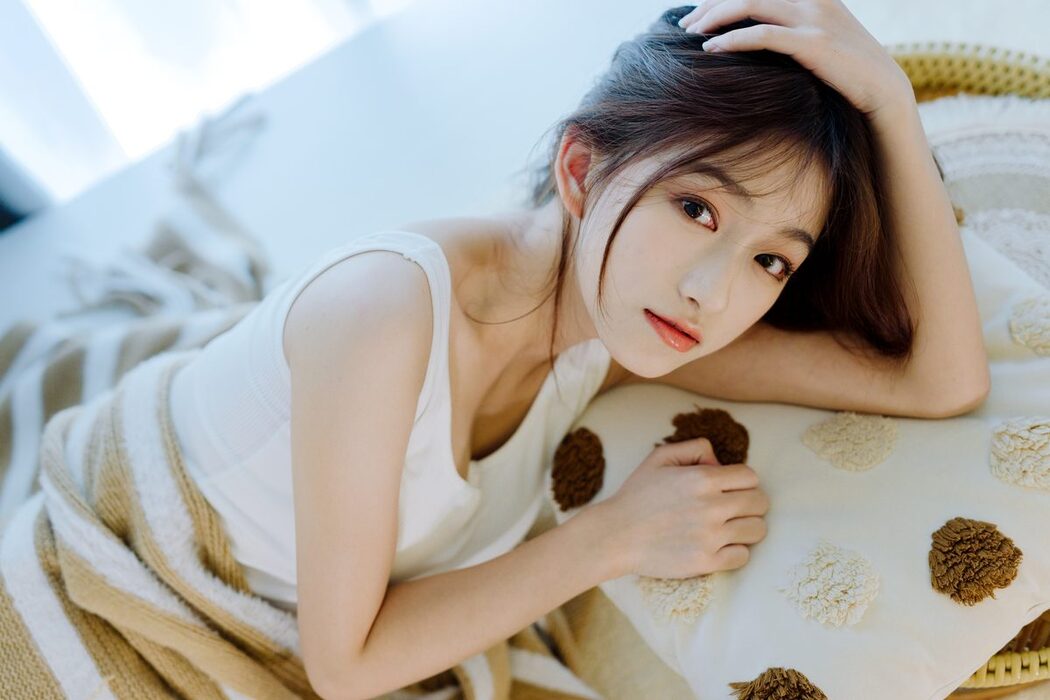 YiTuYu艺图语 Vol.4439 Yu Er