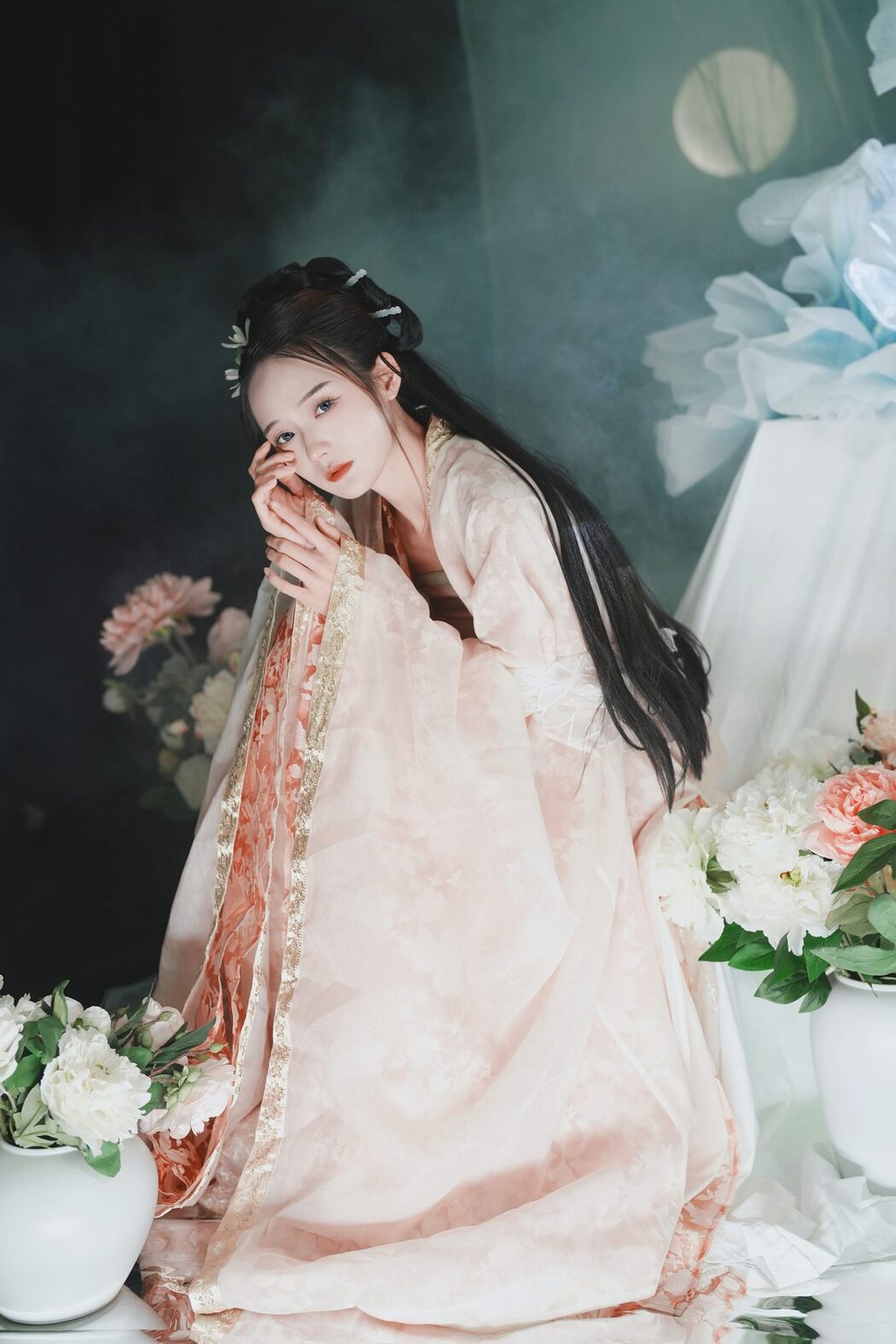YiTuYu艺图语 Vol.4406 Tu Zi Zzz Bu Chi Hu Luo Bo