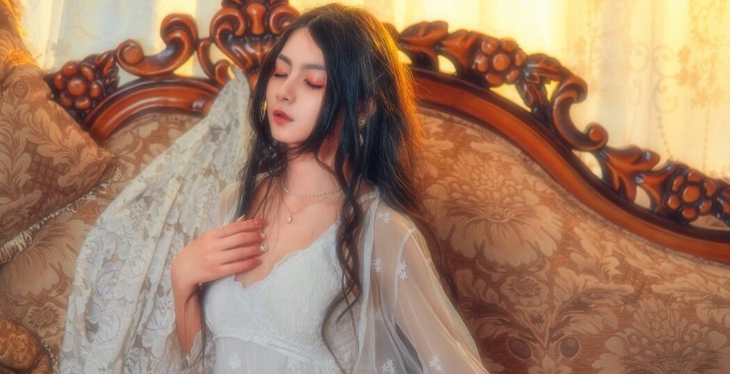 YiTuYu艺图语 Vol.4447 Ling Ji Chu De Mi Tuan