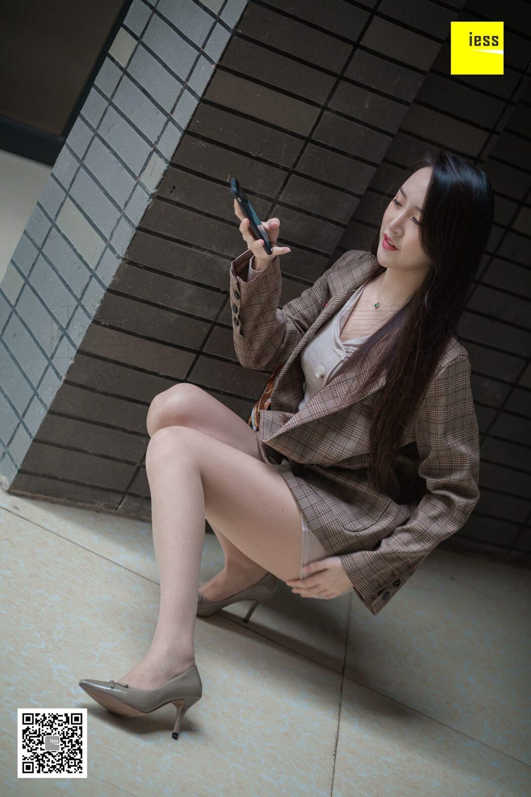 IESS异思趣向 SXJ.397 Yun Zhi
