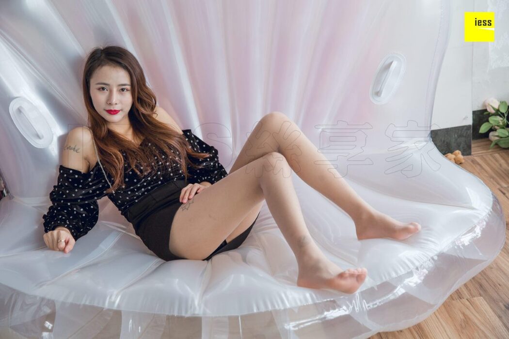 IESS异思趣向 SXJ.389 Xiao Han