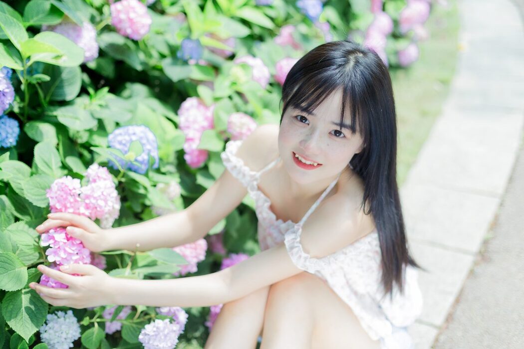 YiTuYu艺图语 Vol.4477 Xiao Yi Mei Mei Cute