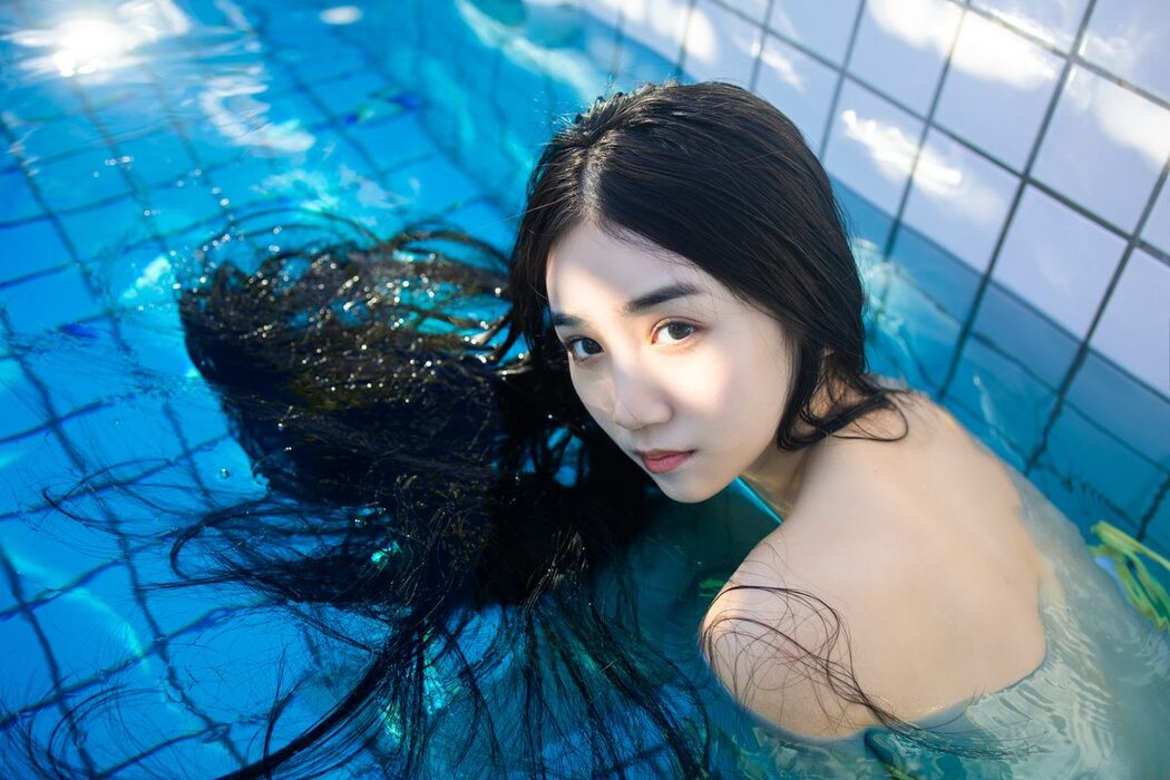 YiTuYu艺图语 Vol.4479 Yi Yu He Bao Dan