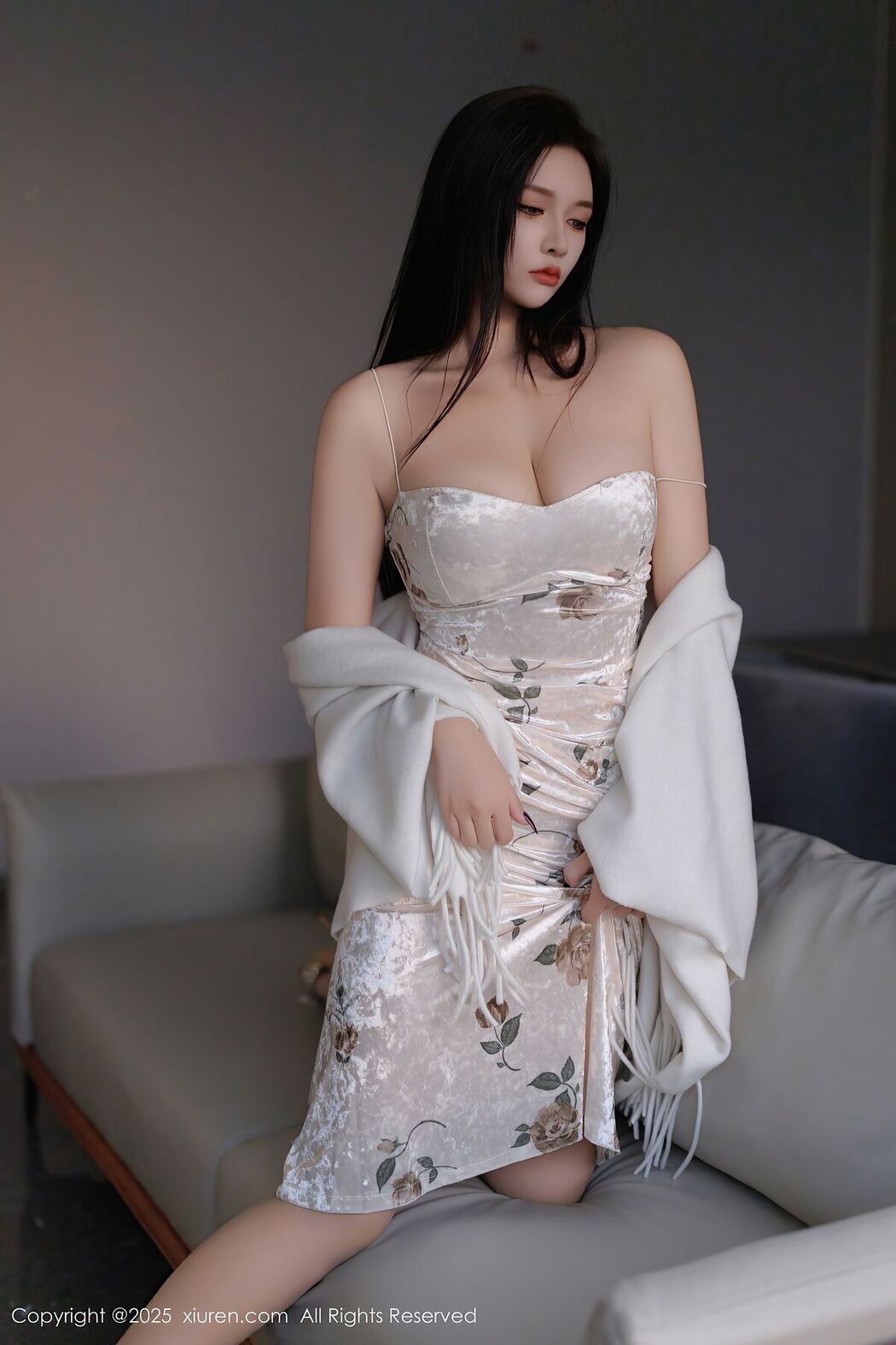 XiuRen秀人网 No.9899 Xiao Na Bi