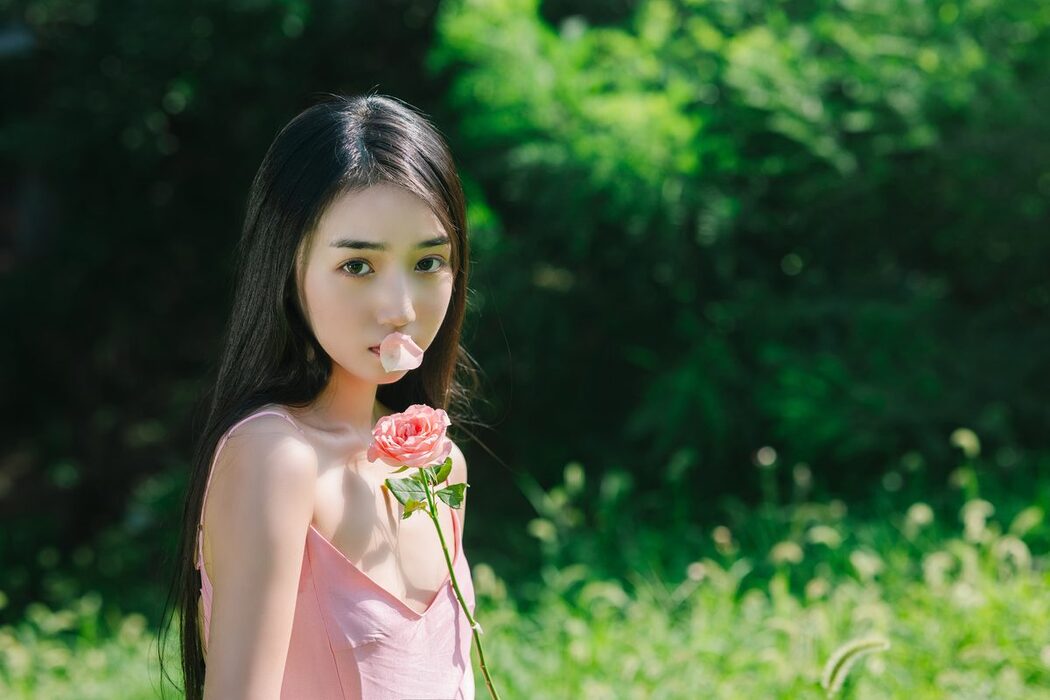 YiTuYu艺图语 Vol.4507 Yi Yu He Bao Dan