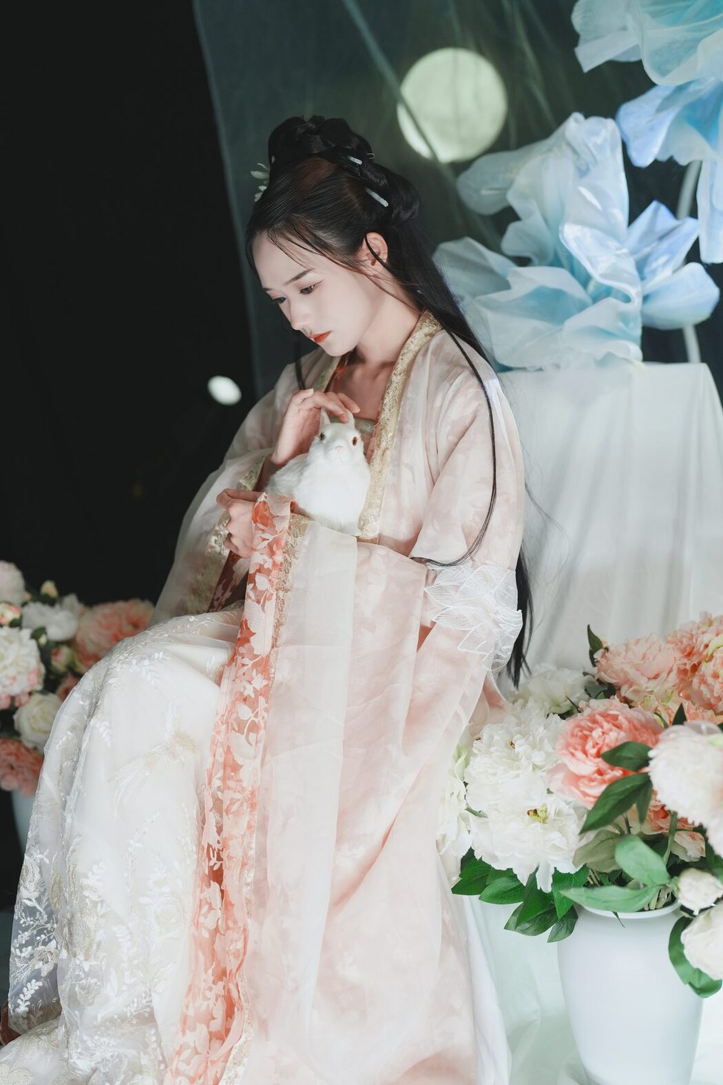 YiTuYu艺图语 Vol.4406 Tu Zi Zzz Bu Chi Hu Luo Bo