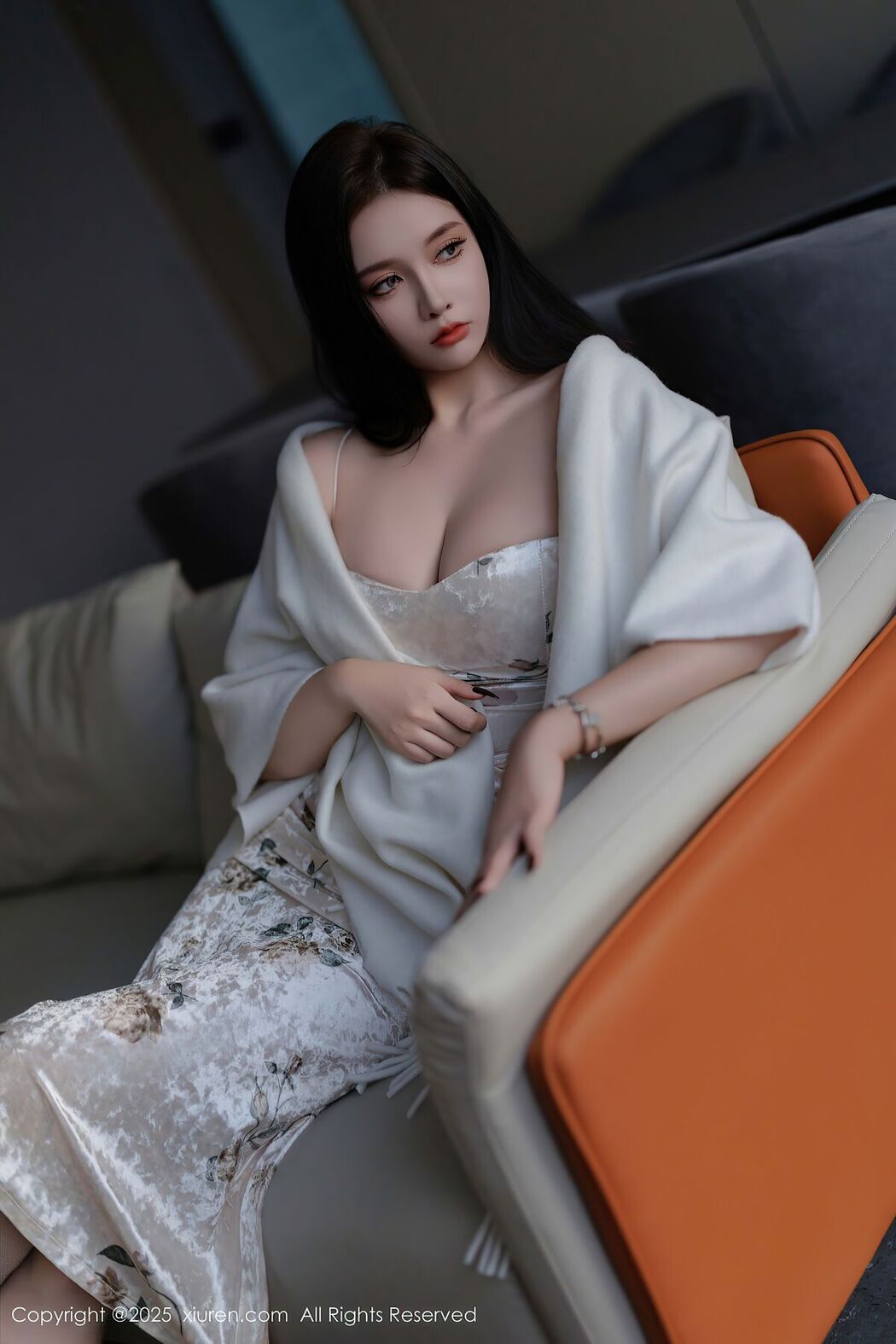 XiuRen秀人网 No.9899 Xiao Na Bi