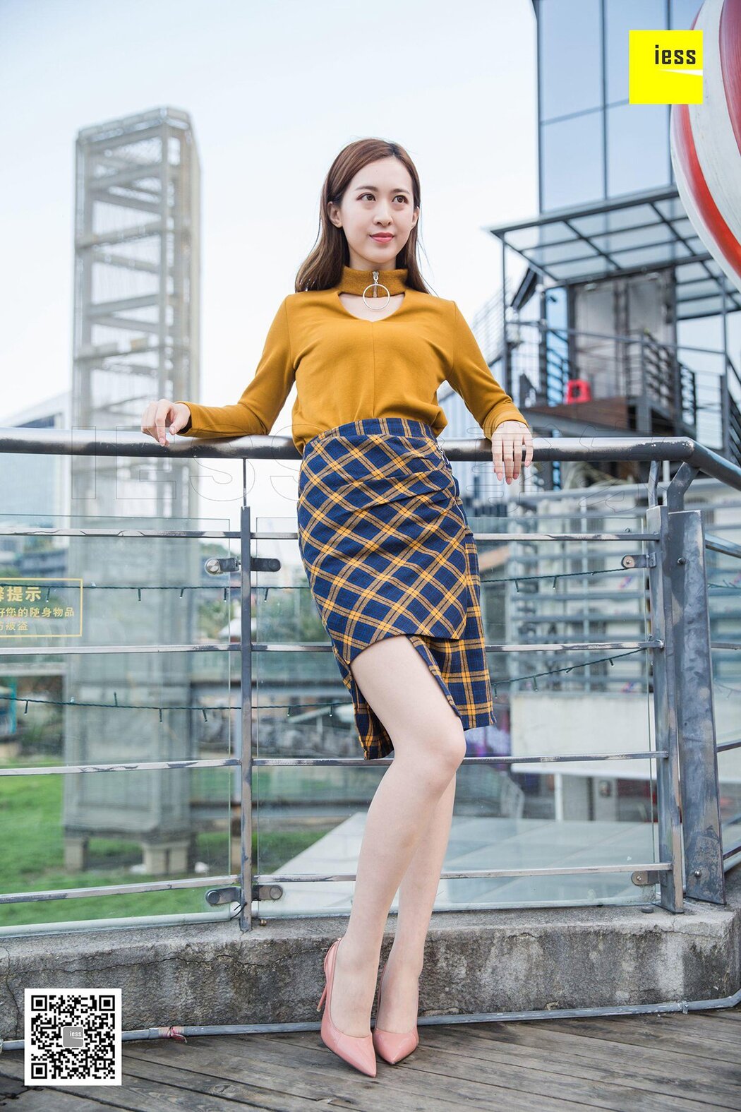 IESS异思趣向 SXJ.400 Zi Zi Cover Photo