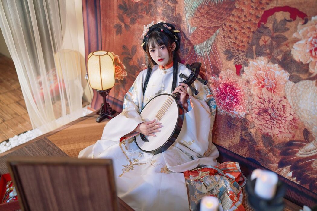 YiTuYu艺图语 Vol.4399 Tu Zi Zzz Bu Chi Hu Luo Bo