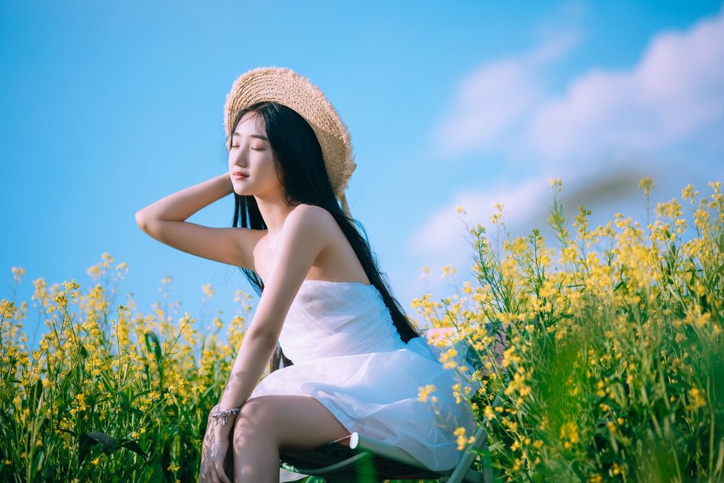 YiTuYu艺图语 Vol.4426 Yi Yu He Bao Dan