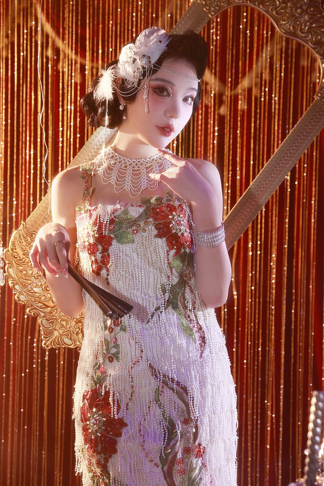 YiTuYu艺图语 Vol.4394 KK Liu Yi En