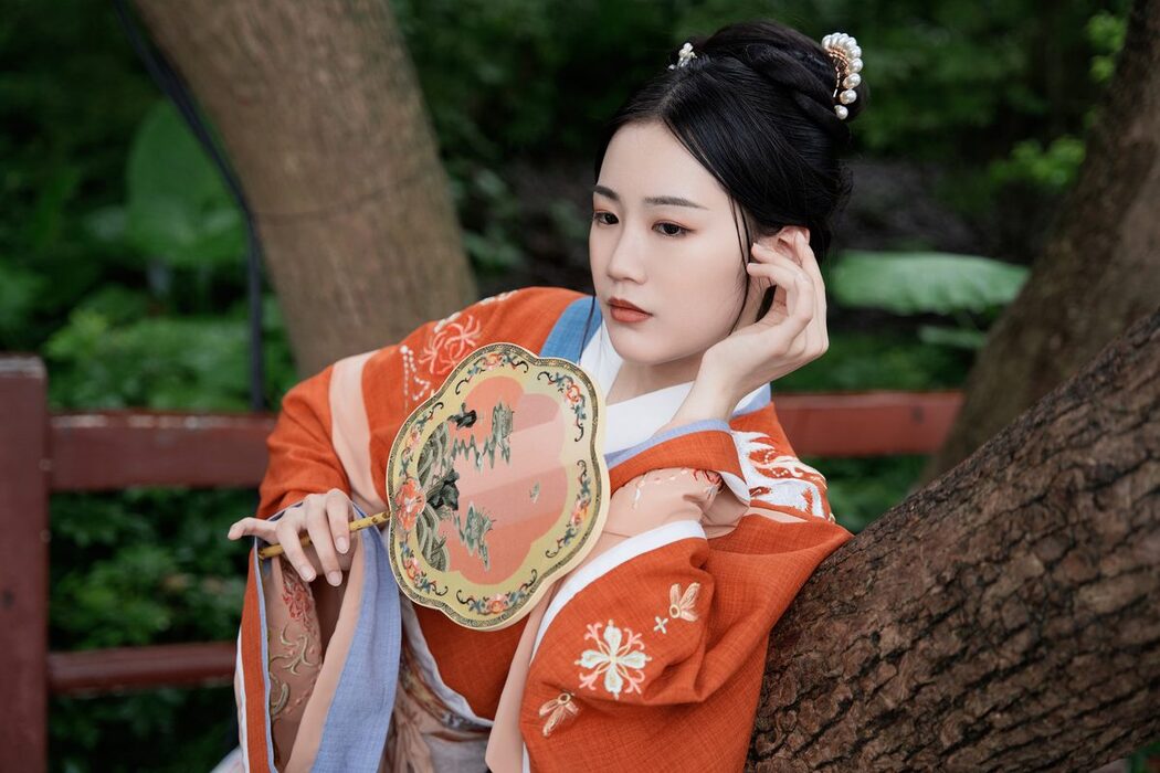 YiTuYu艺图语 Vol.4405 Qi Qi Wu Jin Tian Zao Shu Le Ma