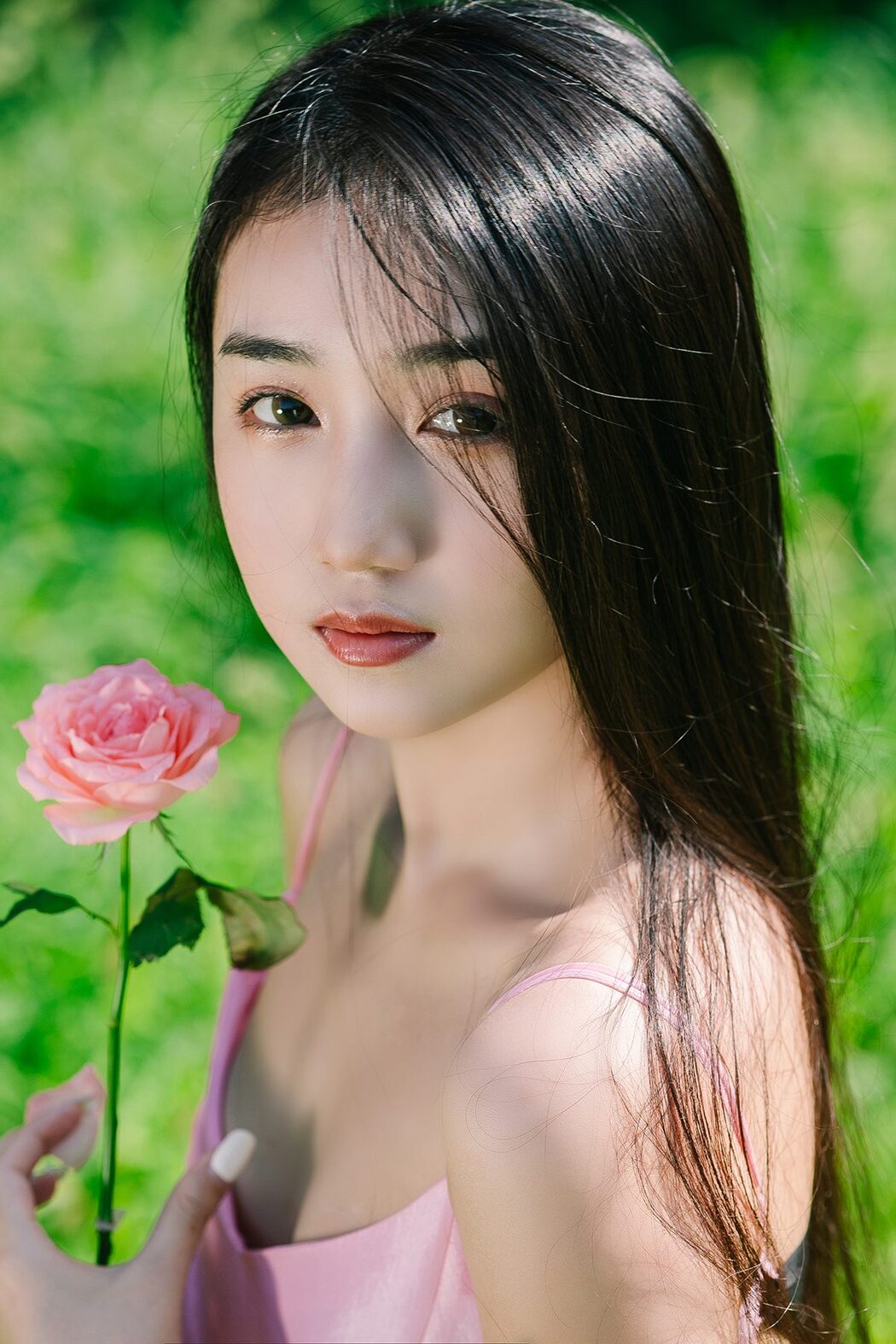 YiTuYu艺图语 Vol.4507 Yi Yu He Bao Dan Cover Photo