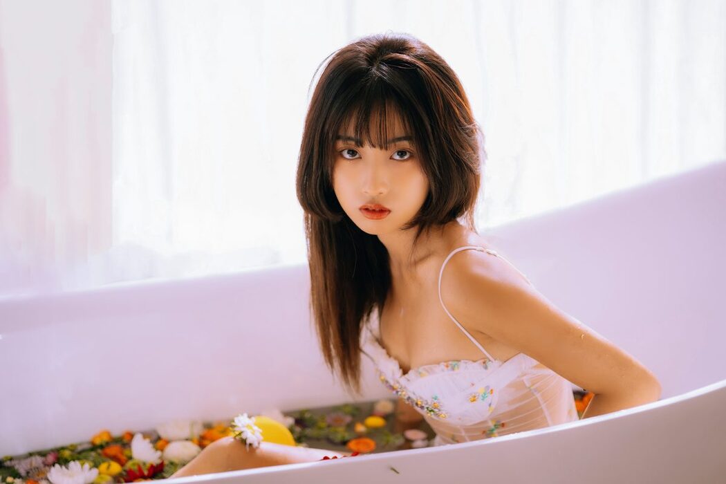 YiTuYu艺图语 Vol.4421 Wen Wen