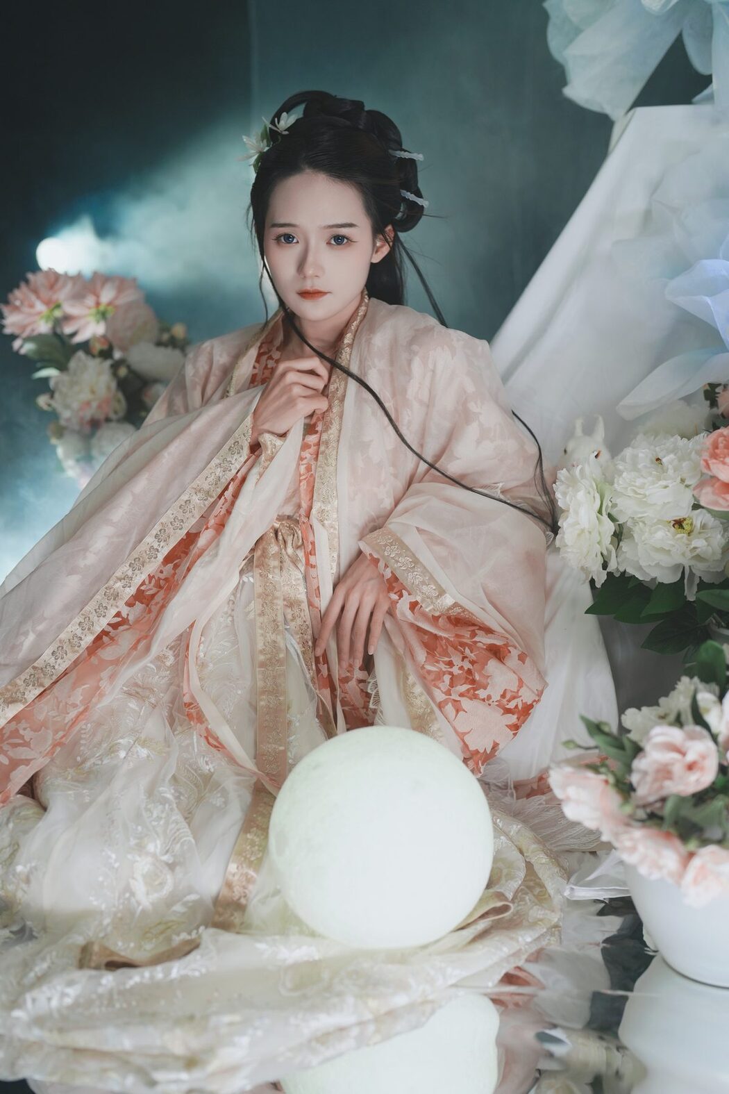 YiTuYu艺图语 Vol.4406 Tu Zi Zzz Bu Chi Hu Luo Bo