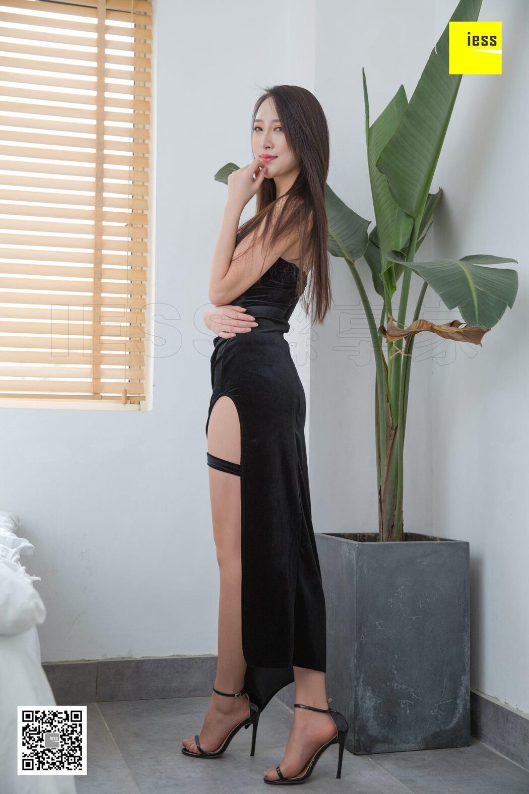 IESS异思趣向 SXJ.391 Yun Zhi