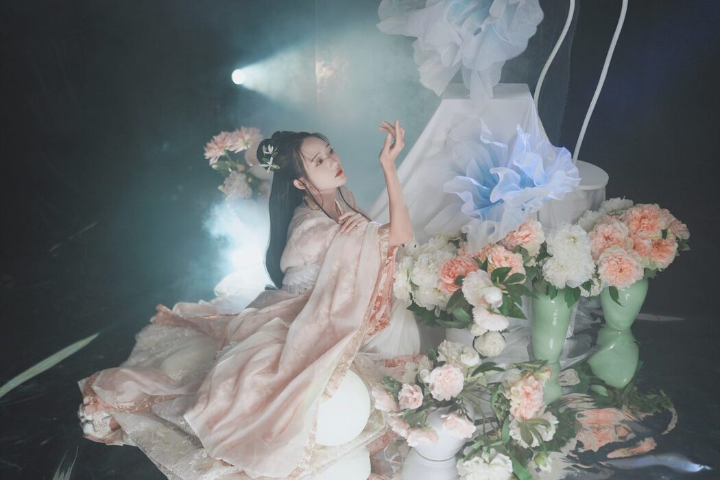 YiTuYu艺图语 Vol.4406 Tu Zi Zzz Bu Chi Hu Luo Bo