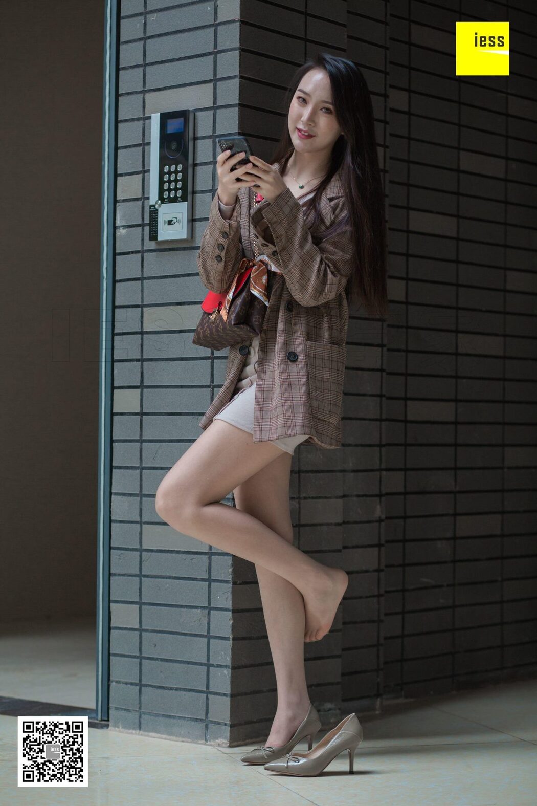 IESS异思趣向 SXJ.397 Yun Zhi