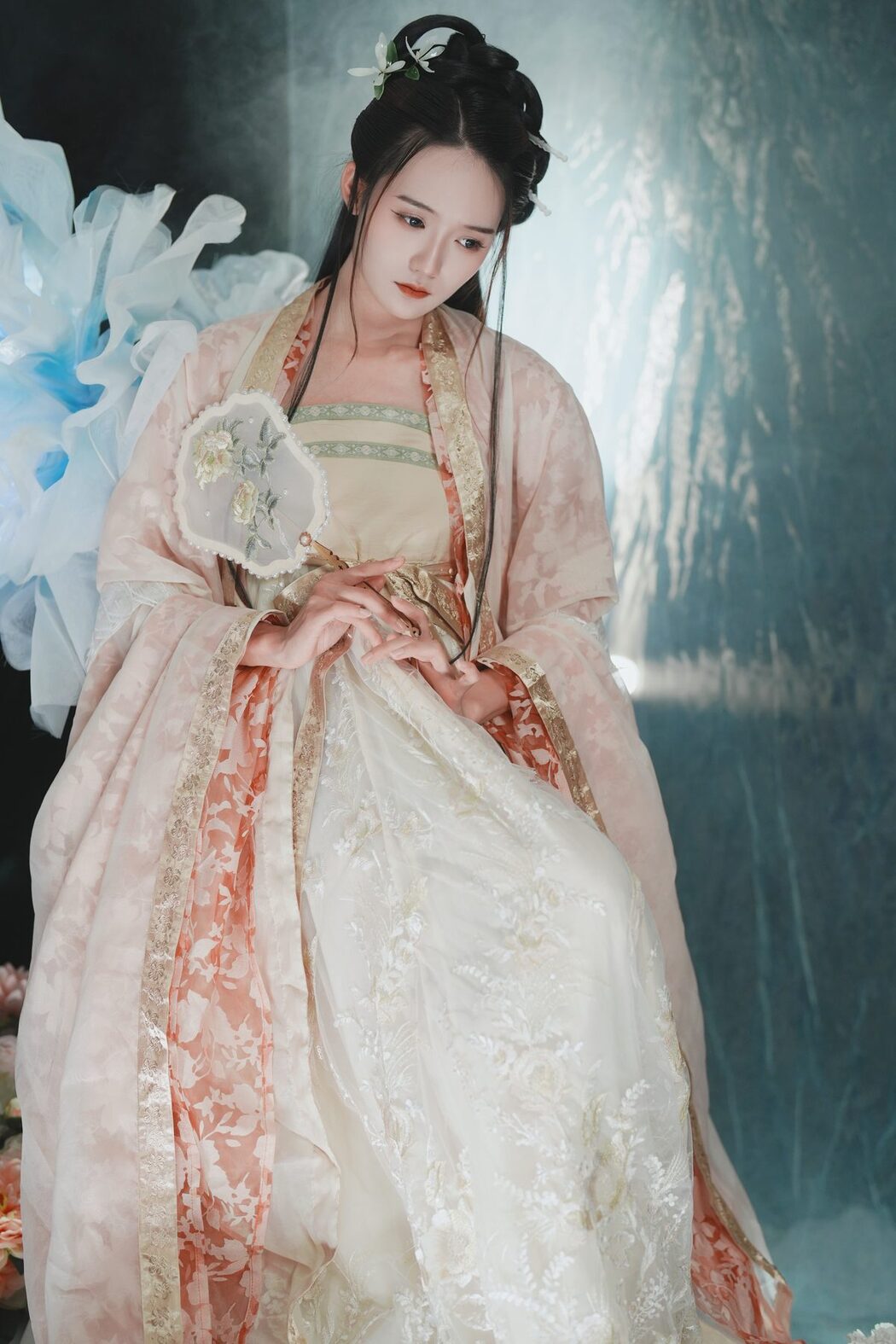 YiTuYu艺图语 Vol.4406 Tu Zi Zzz Bu Chi Hu Luo Bo