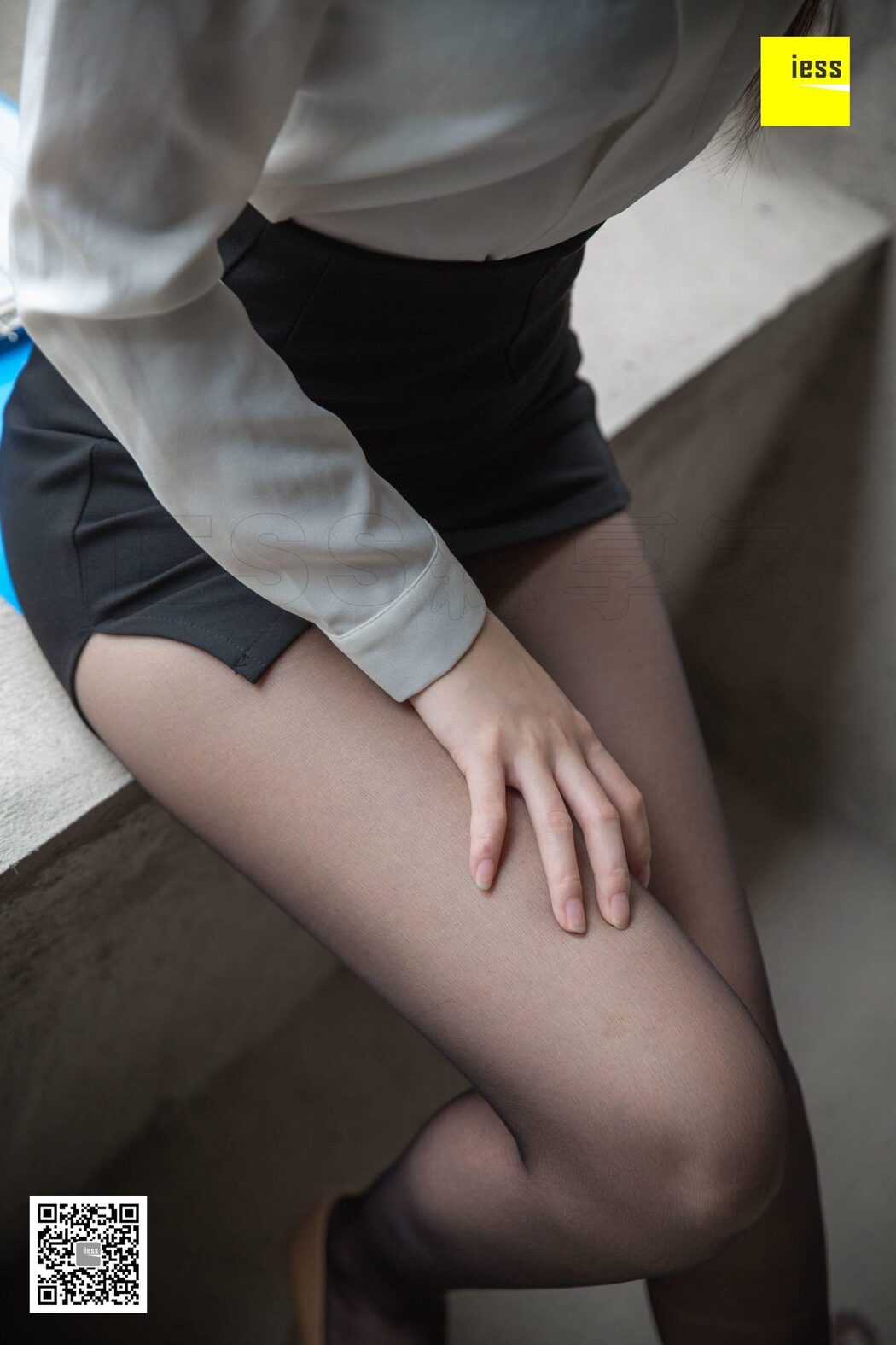 IESS异思趣向 SXJ.T044 Yun Zhi