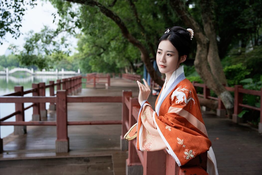 YiTuYu艺图语 Vol.4405 Qi Qi Wu Jin Tian Zao Shu Le Ma