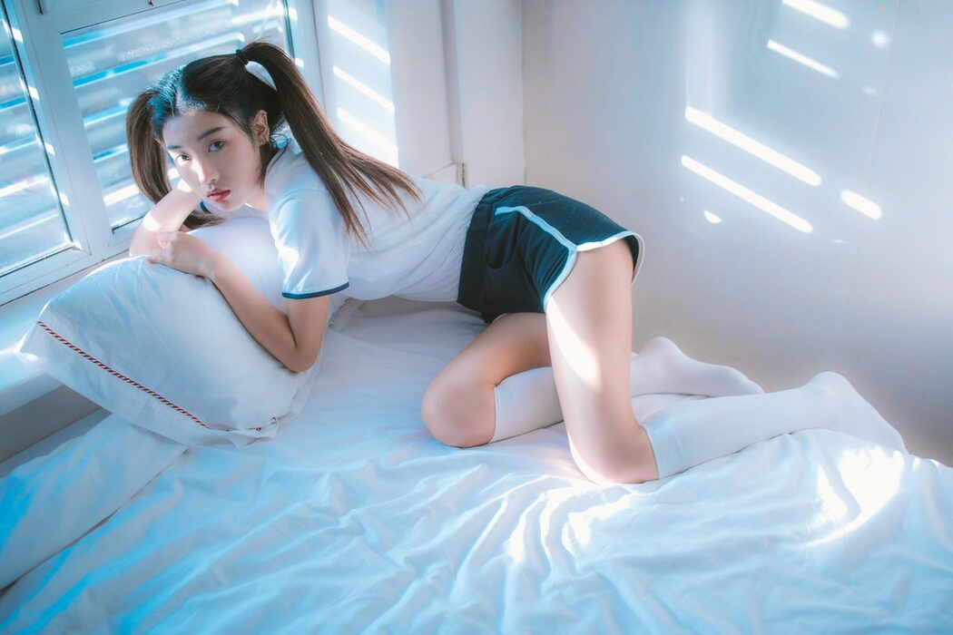 YiTuYu艺图语 Vol.4438 Wen Wen